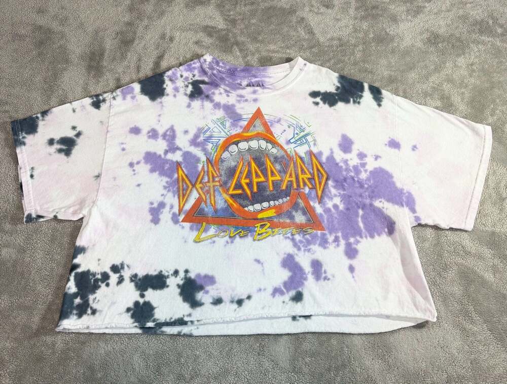 Goodie Two Sleeves Def Leppard Love Bites Tie Dye Crop Top, L
